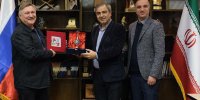 نشست مدیران اداره‌کل هنرهای نمایشی با گروه‌های تئاتر روسیه و فرانسه