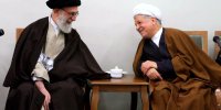 عکس | تصویری دیده نشده از ۱۶ سالگی آیت‌الله هاشمی در کنار دوستانش