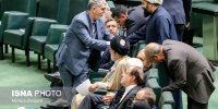 عکسی از عباس عراقچی در آغوش آتش زننده برجام /تاجگردون همچنان لابی می کنند /نوری قزلجه به میان نمایندگان رفت