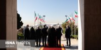 تصویری متفاوت از طیب‌نیا همراه با چمدان در راه رفتن به آمریکا /خداحافظی دولتمردان با رئیس جمهوری