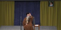 رهبر انقلاب: آمریکایی های احمق ها بوی کباب شنیده‌اند/ یگ گروه اغتشاشگر با کمک دولت های خارجی، سوریه را به هرج و مرج کشاندند