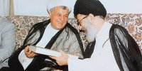 عکس خاص از آیت الله هاشمی در کنار رهبری/ همنشینی صمیمانه با آیت الله جوادی آملی