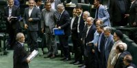 رویارویی ۲ نگاه در مجلس بر سر استیضاحِ زودهنگام وزرا/ کوچکی‌نژاد: وزیر اشتباه فاحش کرده، باید استیضاح شود/ توسلی: سیاسی کاری نمی کنیم