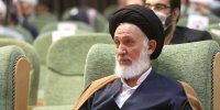 هشدار آیت‌الله ایازی به تخریب کنندگان ظریف/ چرا برای رانت‌خواری‌ها اعتراضی نمی‌شود؟/ کسانی که از تحریم‌ها سود می‌برند، نمی‌خواهند مشکلات کشور حل شود