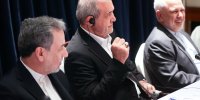 روزنامه اصولگرا: بین مواضع ظریف و عراقچی درباره مذاکره با آمریکا دوگانگی وجود دارد
