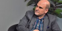طعنه سنگین جلایی پور به قالیباف: یکی به نعل می زند، یکی به میخ/ تندروها مثل بید از مواضع ظریف بر خود می‌لرزند
