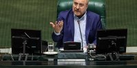 قالیباف: دستگاه‌های دولتی در کارهای مردمی دخالت نکنند/ در دوران دفاع مقدس مردم جنگ را اداره کردند اما بعدش بر سر حضور مردم در اداره کشور مانع تراشی شد