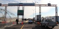 تردد کامیون‌ها از مرز آستارا به کندی انجام می شود
