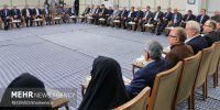 تیم اقتصادی دولت چهاردهم تجربیات تلخ برخی دولت‌ها را تکرار نکند