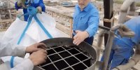 بارگذاری کاتالیست ایرانی پالادیوم در پتروشیمی شهید تندگویان
