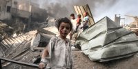 عکس باورنکردنی از دختر بچه فلسطینی قبل و بعد حمله اشغالگران به غزه