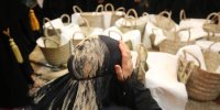 گل مالی و مرثیه‌سرایی بانوان شیرازی در رثای حضرت سید الشهدا(ع) | تصاویر