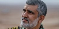 شوخی جالب سردار حاجی زاده با دوقلوهای سردار دریانوش؛ من ۲برادر دوقلو دارم ... + فیلم | دیدار با خانوادۀ شهیدان مصطفوی و دریانوش