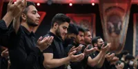 هروله ظهر عاشورایی در زنجان با مداحی مهدی رسولی | ویدئو