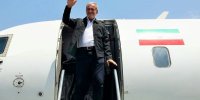 نصب بیلبوردهای استقبال از پزشکیان به زبان فارسی در اربیل عراق | ببینید