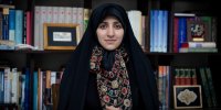 عیادت زهرا بهروز آذر از دختران دانشجوی خوابگاه دانشگاه شهید بهشتی | ویدئو