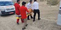 انحراف خودروی سواری از جاده حادثه آفرید