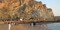 مکران غرق می‌شود؟/ رقیب تهران در معرض چالش‌های مهم زیست‌محیطی/ «شهرهای تاریخی کشور که سابقه پایتختی داشته‌اند هم به فلاکت انداخته‌ایم»
