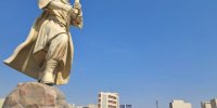تندیس ۶.۵ متری ابوعلی سینا در تهران