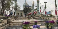 آرامش بهاری در سایه سار امام زاده پنج‌تن لویزان