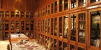 گشت و گذار میان کتابخانه چهره‌های مشهور