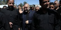 تصاویری از حضور فرمانده کل سپاه در بین زائران پیاده مشهد مقدس