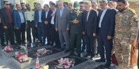 وزیر فرهنگ و ارشاد اسلامی به مقام والای شهدای جزیره بوموسی ادای احترام کرد
