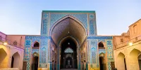 خانه‌ای قدیمی، عامل رطوبت‌زدگی شبستان مسجد جامع یزد+ فیلم