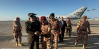 فرمانده نیروی زمینی ارتش به عمان سفر کرد