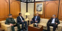 دریادار ایرانی وارد کراچی پاکستان شد + فیلم