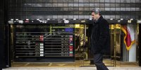 اقتصاددان‌ها علت اصلی نوسانات اخیر دلار را تشریح کردند