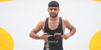ببینید | ضرب طلا بر سینه یوسفی