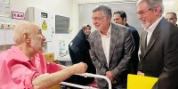 ببینید | عیادت وزیر بهداشت از سیدمحمد خاتمی