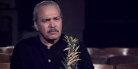 ببینید | عصبانیت آقای بازیگر از یک طرفدار در مراسم ختم: چرا فیلم می‌گیری؟