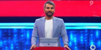 عکس | سلفی محمدحسین میثاقی و پسرش با تم رنگ قرمز