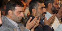 عکس | تصویر کمتر دیده شده از دو شهید موشکی ایران در جوانی روی کشتی؛ شهیدان حاجی‌زاده و طهرانی مقدم