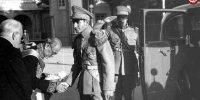 عکس | تصویری از محمدرضا پهلوی در نخستین روز سلطنت در ۲۵ شهریور ۱۳۲۰