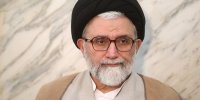 خطیب:با مسئولان دوتابعیتی‌ طبق قانون برخورد می‌کنیم