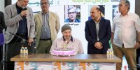 از شوخی کیانوش عیاری با شمع تولدش تا چند ماجرای دیگر