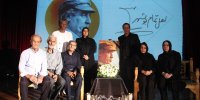 اجرای چندین قطعه شعر و شروه‌خوانی به یاد پدر تئاتر بوشهر
