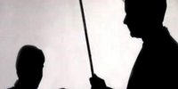 باز هم برخورد خشن معلم خبرساز شد