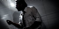 نمایش «گلن گری گلن راس» در خانه نمایش دا روی صحنه می‌رود