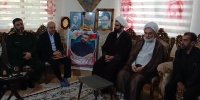 دیدار نماینده ولی‌فقیه در گیلان با خانواده شهدای جنگ ۱۲ روزه در فومن