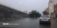 تردد سخت خودروها در آبگرفتگی اهواز
