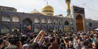ویدیو/ آغاز سال نو در میهمانی خدا؛ لحظه تحویل سال در حرم کریمان ایران