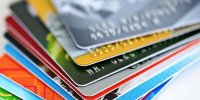 اصناف برای فرار از مالیات دست به دامن کارت‌ بانکی بستگان شده‌اند/ مالیات سنگینی از اصناف مطالبه می شود!