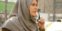 مهرانه مهین‌ترابی: باید چشم به وطن بدوزیم و به غریبه‌ها فرصت ندهیم