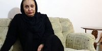 فریماه فرجامیِ ۴۰ ساله در پشت‌ صحنه فیلم «تماس شیطانی»؛ سال ۱۳۷۱/ عکس