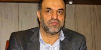 مردم برای اینکه طلاهایی که قبلاً به جبهه جنگ می‌دادند را وارد بازار کار کنند نیاز به اعتماد دارند/ پزشکیان باید به شعارهای انتخاباتی‌اش عمل کند