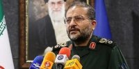 سلیمانی: دشمن دغل و خبیث همچون مار زخم خورده بر خود می‌پیچد و باید به شدت مراقب بود دست از پا خطا نکند